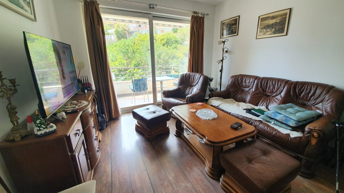Dvosoban stan 56m2+terasa kod hotela Mediteran, Bečići